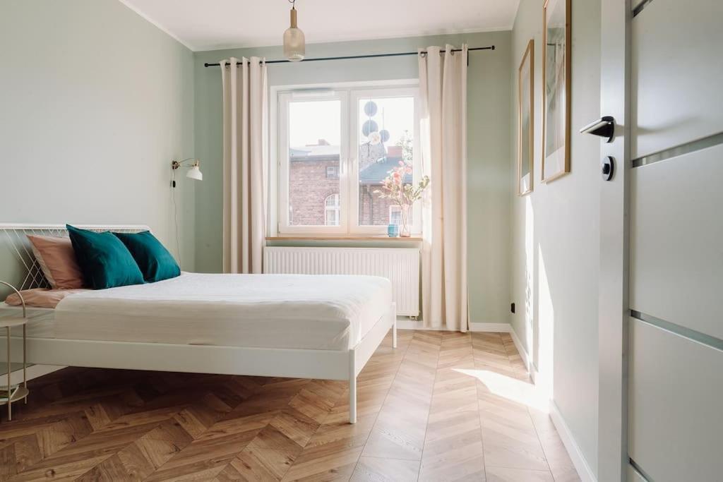 New Comfy Place By The Old Town Apartment Katowice